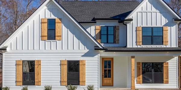 20% off full siding replacement project in Ohio